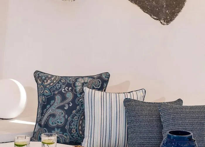 فيلة فينتوس باراديسو *